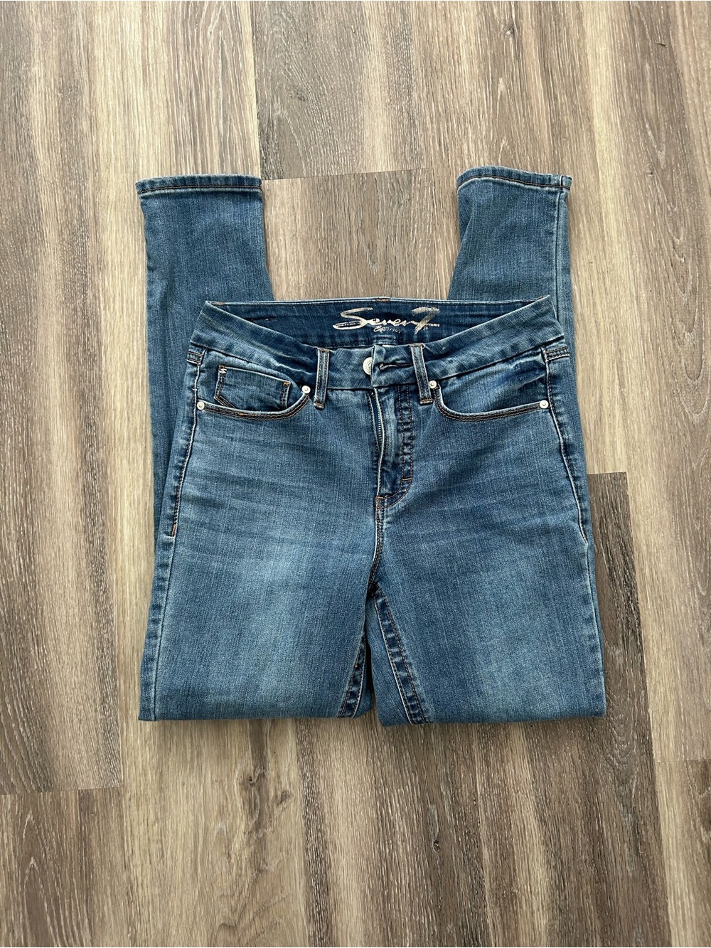 Seven7 Women's Classic Indigo Skinny Jeans